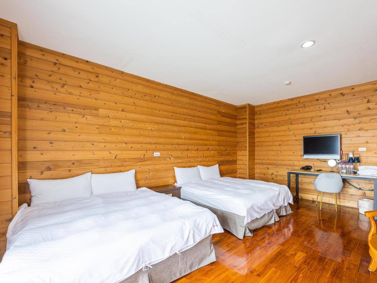 Bishui Shanju Lakeside B&B Yuchi Bagian luar foto