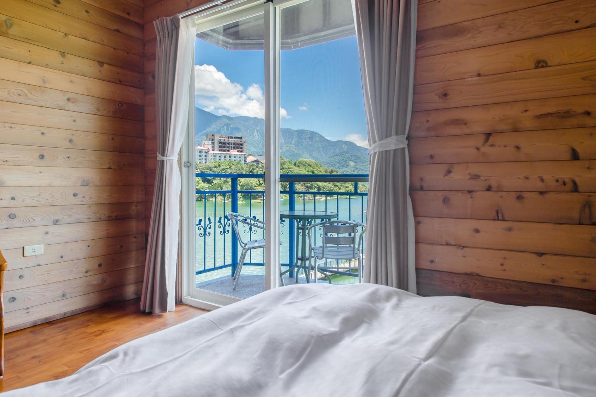 Bishui Shanju Lakeside B&B Yuchi Bagian luar foto