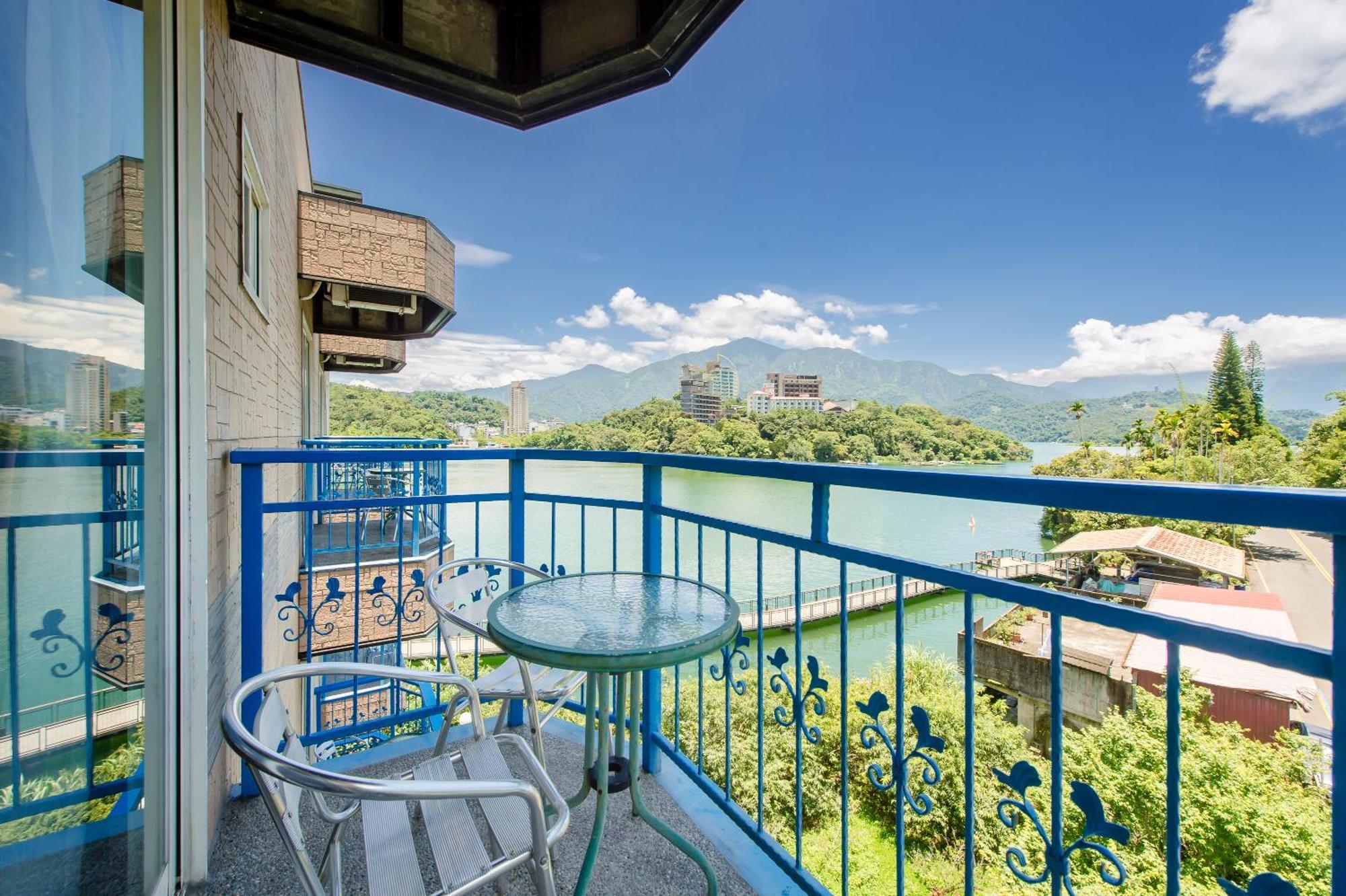 Bishui Shanju Lakeside B&B Yuchi Bagian luar foto