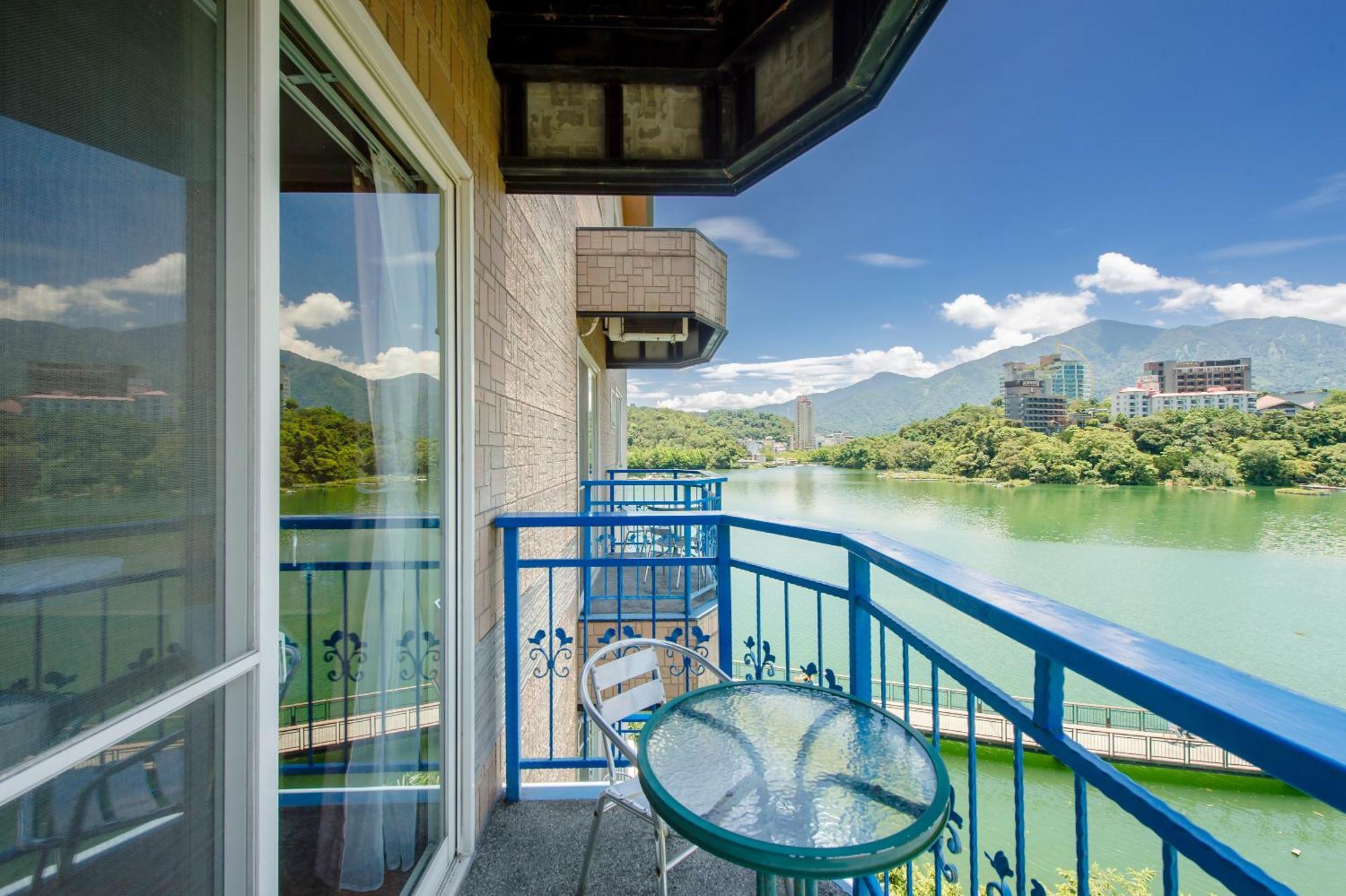 Bishui Shanju Lakeside B&B Yuchi Bagian luar foto