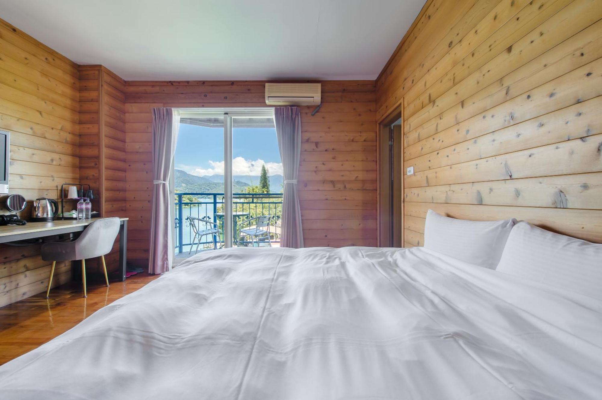 Bishui Shanju Lakeside B&B Yuchi Bagian luar foto