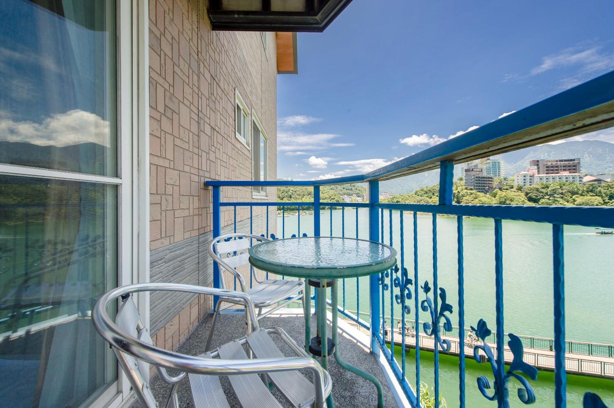Bishui Shanju Lakeside B&B Yuchi Bagian luar foto