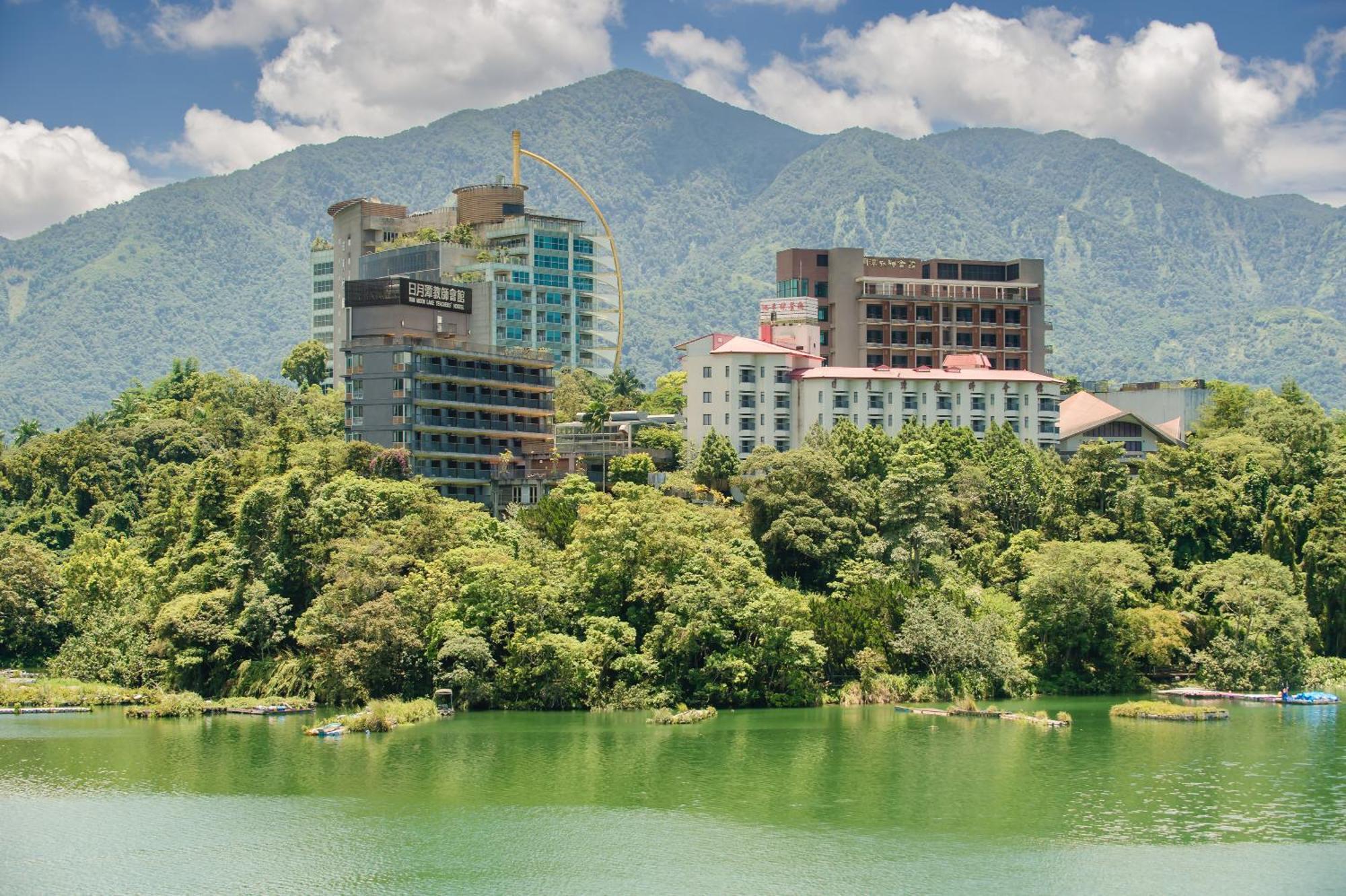 Bishui Shanju Lakeside B&B Yuchi Bagian luar foto