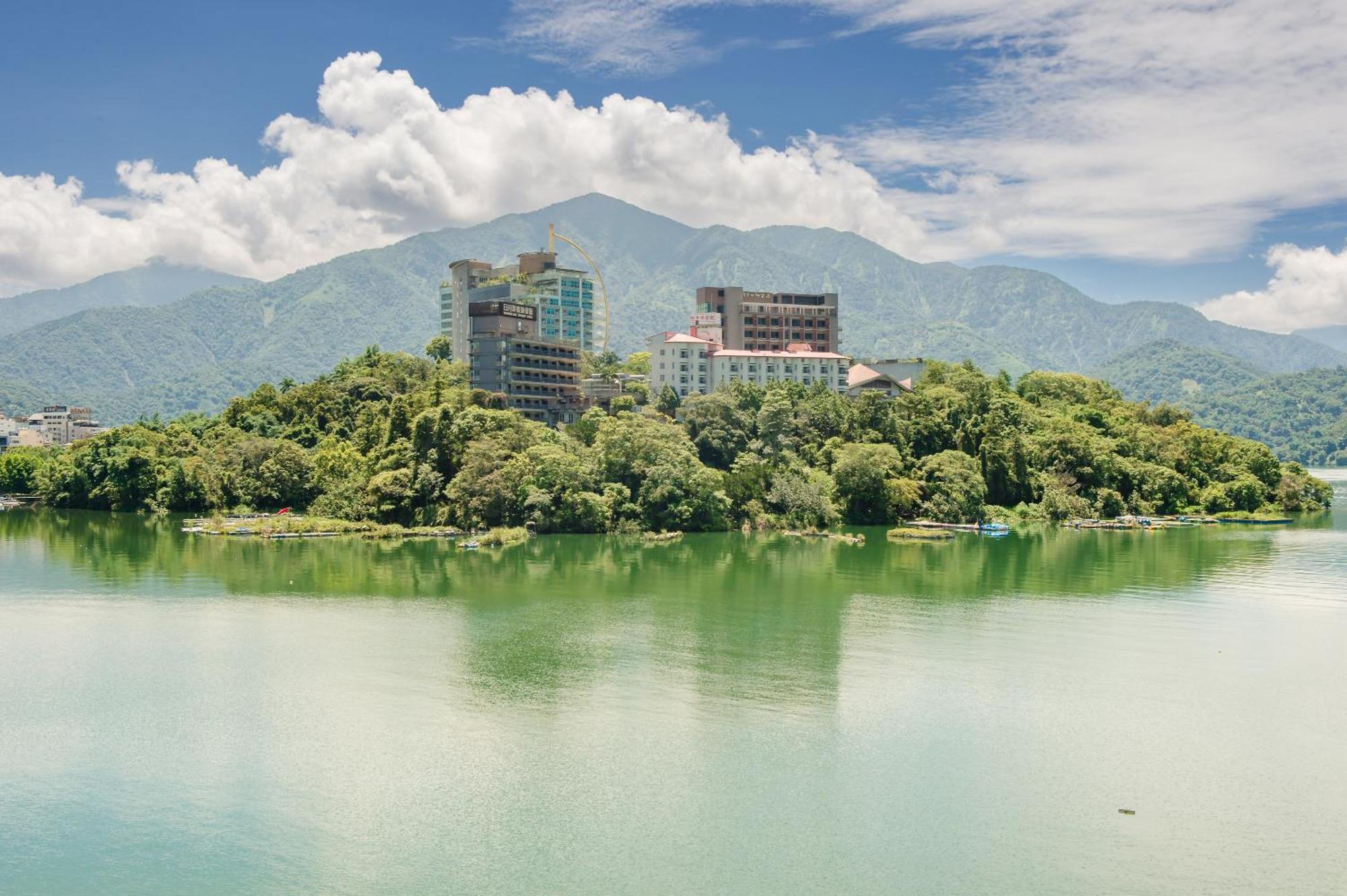 Bishui Shanju Lakeside B&B Yuchi Bagian luar foto